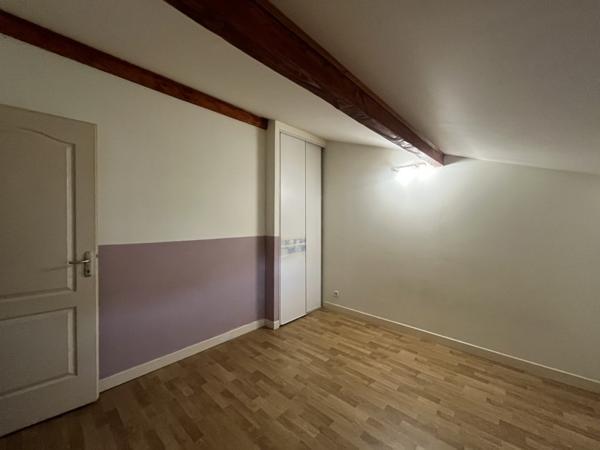 Appartement à vendre |                                       Pons |                                        3 pièces  |  57 m²