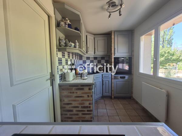 Maison
         8 pièces
        - 205 m² Bien prestige 418 000 € *