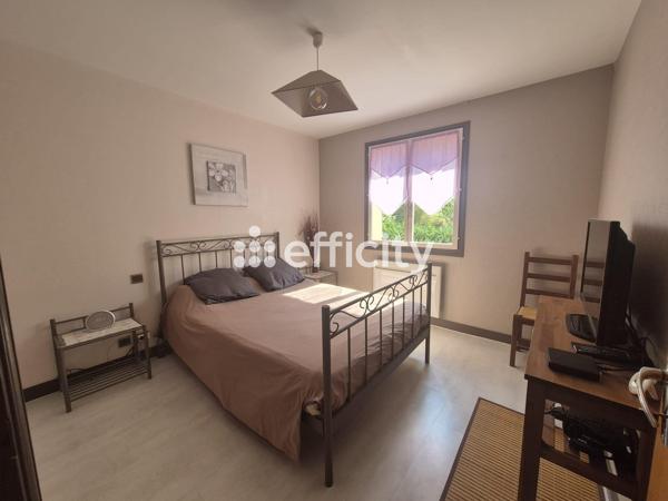 Maison
         8 pièces
        - 205 m² Bien prestige 418 000 € *