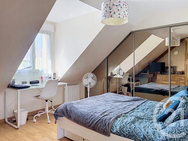 Maison à vendre  6 pièces - 120 m 2   LOUVERNE  - 53