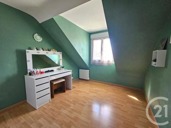 Maison à vendre  6 pièces - 120 m 2   LOUVERNE  - 53