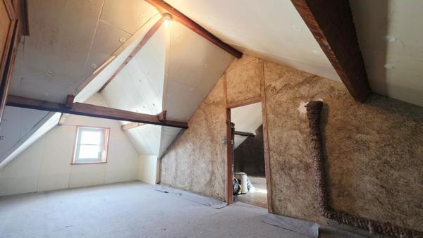BOURGES MAISON DE 87.5M² 4 PIECES 3 CHAMBRES GARAGE