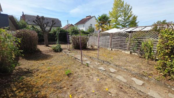 BOURGES MAISON DE 87.5M² 4 PIECES 3 CHAMBRES GARAGE