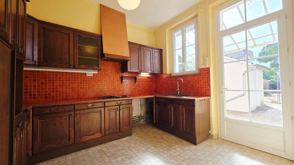 BOURGES MAISON DE 87.5M² 4 PIECES 3 CHAMBRES GARAGE