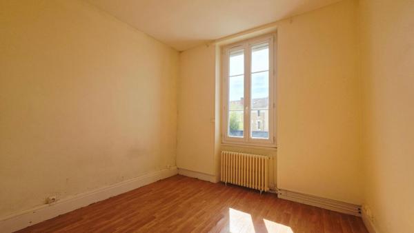 BOURGES MAISON DE 87.5M² 4 PIECES 3 CHAMBRES GARAGE