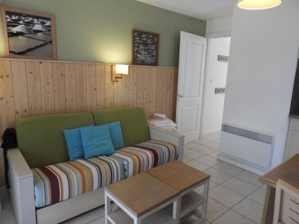 Appartement T2 meublé, résidence calme sécurisée piscine chauffée