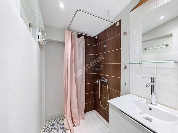 Maison familiale de plain-pied à vendre à Rezé - 5 Pièces, 111 m², Terrain 279 m²