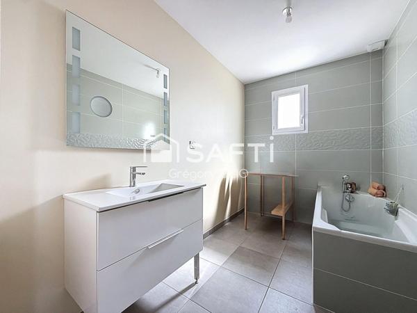 Maison individuelle familiale contemporaine 3 chambres