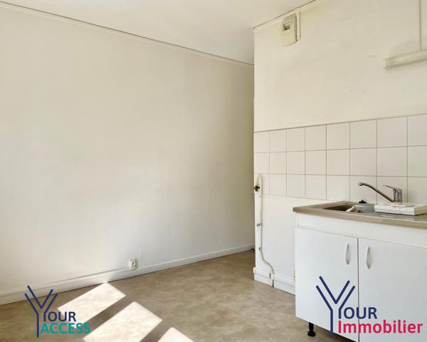 Appartement à vendre, 3 pièces - Meyzieu 69330