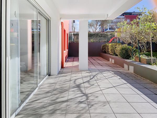 Bayonne (64100) Bayonne : appartement avec terrasse et garage en vente avec Christine RABOTTIN