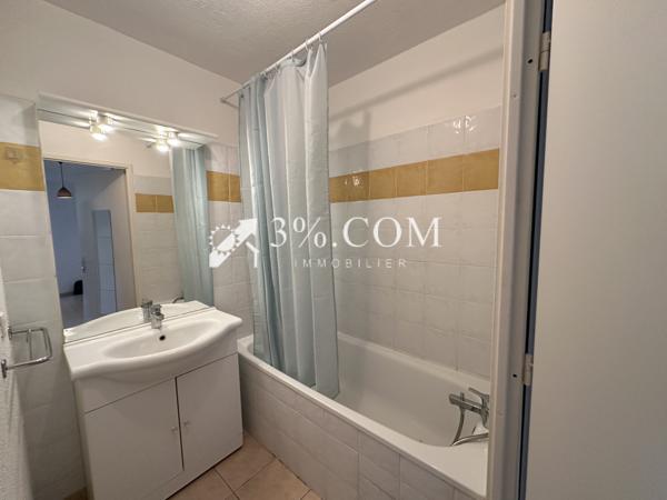 Appartement
                                                                                                                                                                                                                                                                                                                        3 pièce(s)                                                                                                                                                                                                          2 chambre(s)                                                                                                                                                                                                          63.65  m²