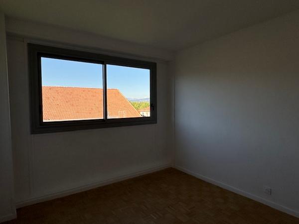 Cavaillon (84300) VENTE APPARTEMENT TYPE 4 TRAVERSANT 78,13 M2 BALCON EXPO SUD VUE MASSIF LUBERON AV JOFFRE 84300 CAVAILLON