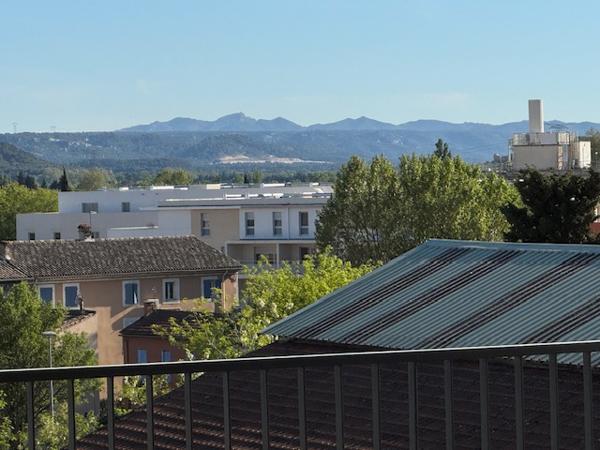 Cavaillon (84300) VENTE APPARTEMENT TYPE 4 TRAVERSANT 78,13 M2 BALCON EXPO SUD VUE MASSIF LUBERON AV JOFFRE 84300 CAVAILLON