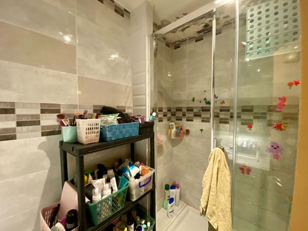 Appartement Marseille 4 pièce(s) 67.56 m2