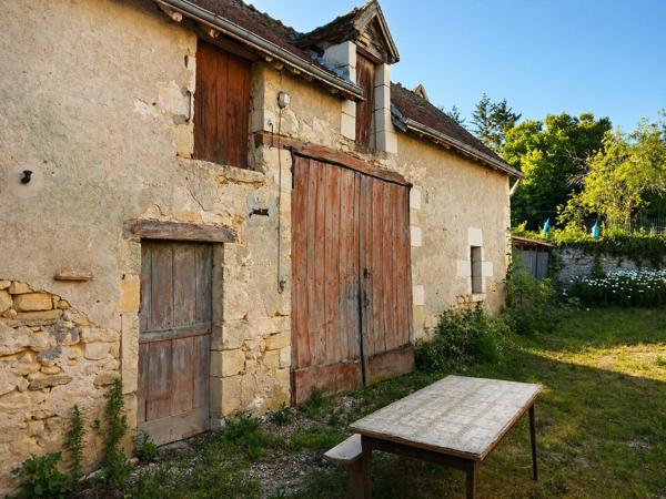 Maison d'environ 100 m² avec grange attenante