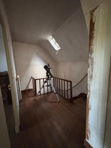 Maison d'environ 100 m² avec grange attenante