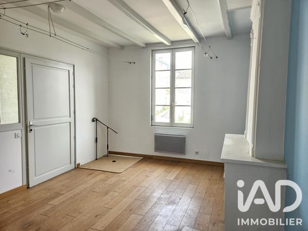 Immeuble à vendre 378 m² Saint-Sauvant