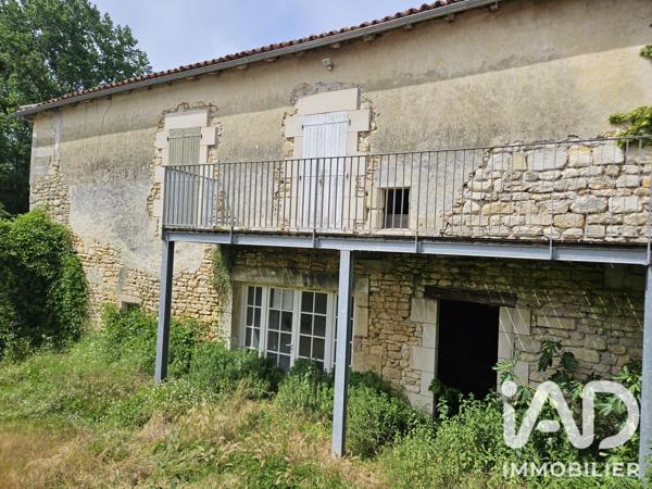 Immeuble à vendre 378 m² Saint-Sauvant