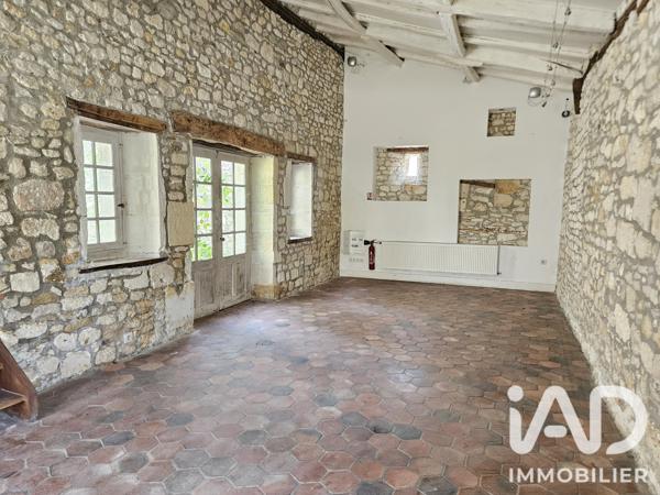 Immeuble à vendre 378 m² Saint-Sauvant