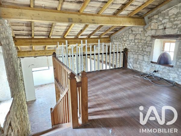 Immeuble à vendre 378 m² Saint-Sauvant