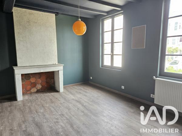 Immeuble à vendre 378 m² Saint-Sauvant