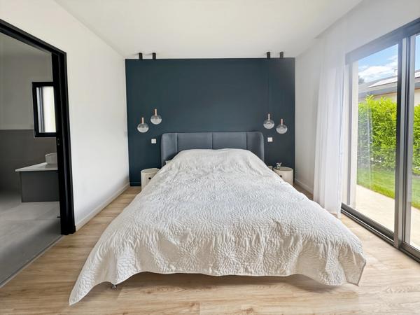 Maison d'architecte T6 d'exception à vendre au centre de DIVONNE LES BAINS