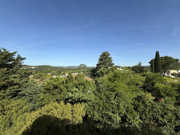 Villevieille (30250) Villevieille - Maison 397 M² avec jardin piscinable de 280 M²- 9 Chambres dont 1 appartement privatif de 117 M