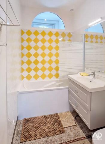 Maison à vendre 8 pièces 224 m² Robion