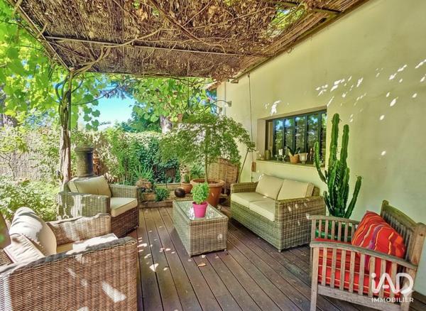 Maison à vendre 8 pièces 224 m² Robion