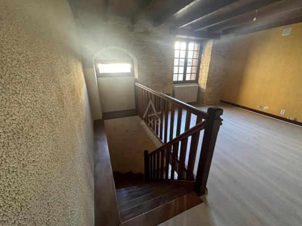 Jolie maison au cur d'un village historique