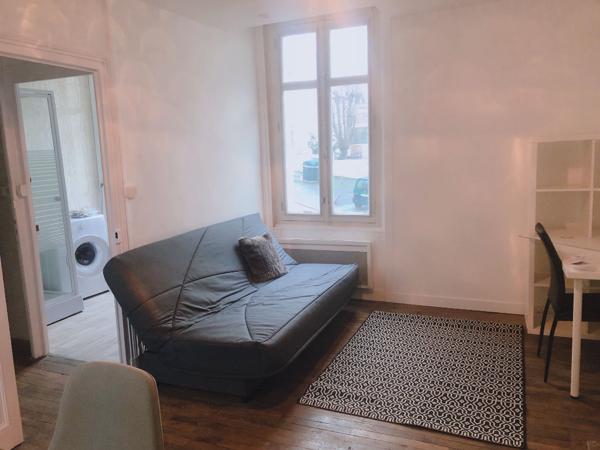 Location appartement Poitiers - 1 pièce(s) - 21 m² - 413 € / mois