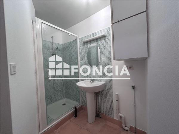 Location Appartement 2 pièces 40.1 m² - 33 BOULEVARD DALBY Nantes 44000