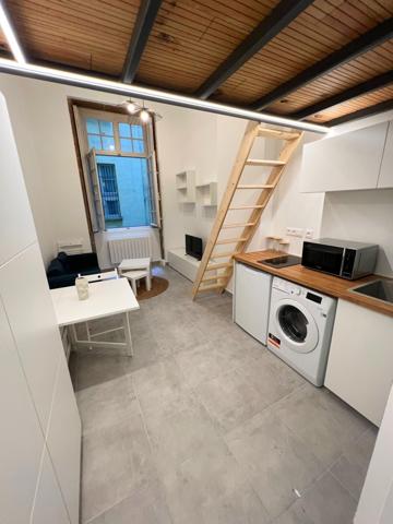 Lyon (69001) Proche Hôtel de Ville - Studio 32 m²