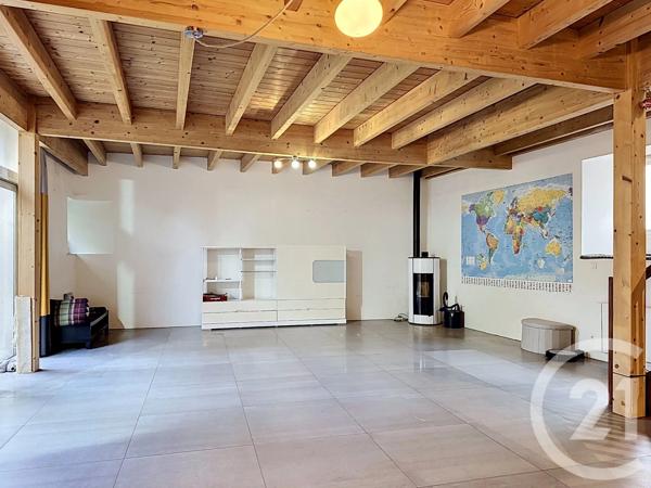 Maison à vendre  5 pièces - 187,20 m 2   LUCON  - 85