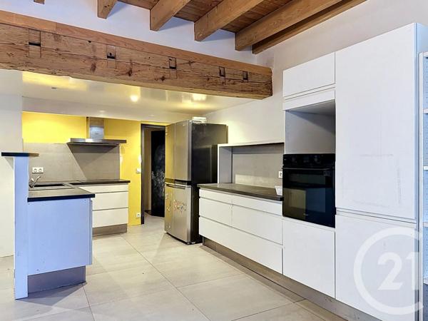 Maison à vendre  5 pièces - 187,20 m 2   LUCON  - 85