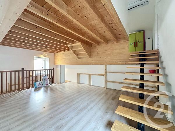 Maison à vendre  5 pièces - 187,20 m 2   LUCON  - 85