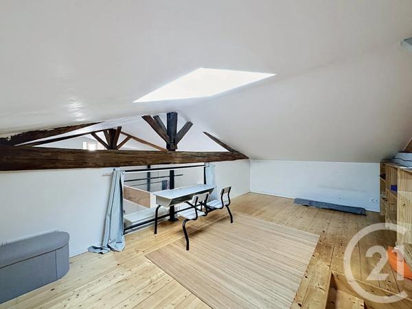 Maison à vendre  5 pièces - 187,20 m 2   LUCON  - 85