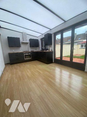 CALAIS CAILLOUX MAISON DE VILLE 4 CHAMBRES JARDIN