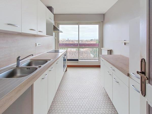 TALENCE – Grand T3 de 85 m² au dernier étage avec garage, parking et cellier