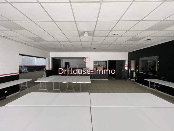 Bien immobilier à vendre de 1 000 m²