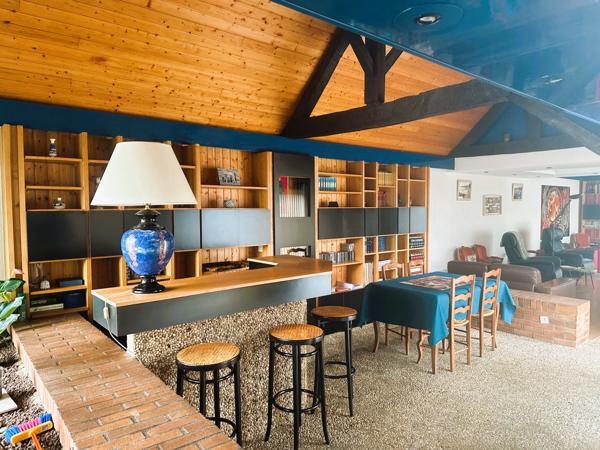 Grande maison familiale 236 M² 6 chambres avec annexe 210 M²