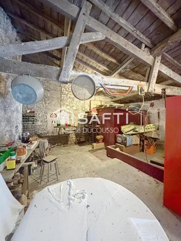 Maison familiale avec jardin et grand garage