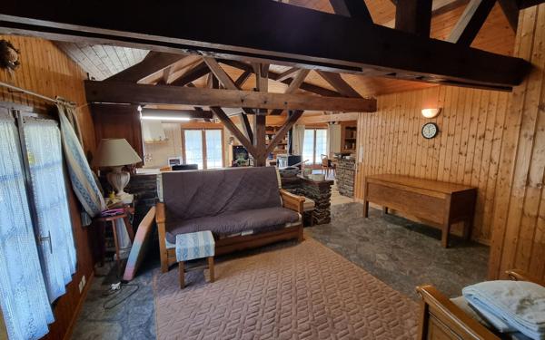 Maison à vendre    6 pièces •  Genouillac