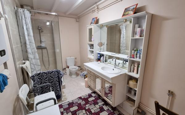 Maison à vendre    6 pièces •  Genouillac