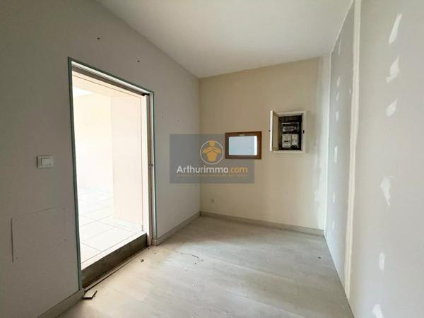 Vente Immeuble 12 pièces 302 m2 à Mondragon