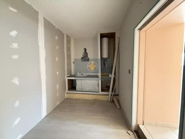 Vente Immeuble 12 pièces 302 m2 à Mondragon