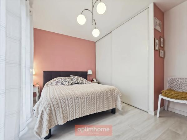 APPARTEMENT T3 63 m² BALCONS - CAVE - GARAGE - ASCENSEUR