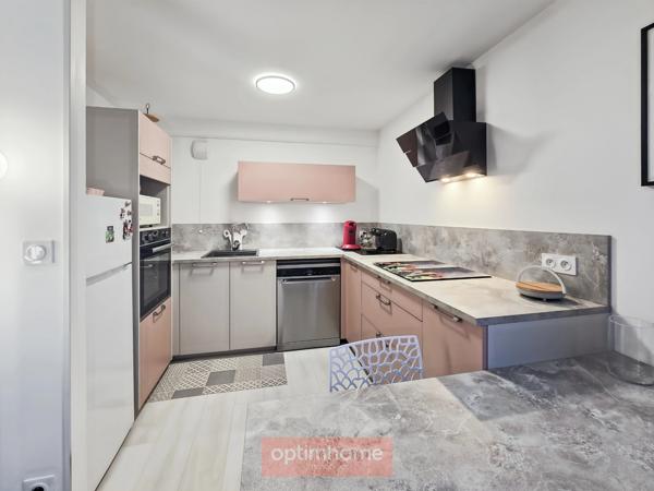 APPARTEMENT T3 63 m² BALCONS - CAVE - GARAGE - ASCENSEUR
