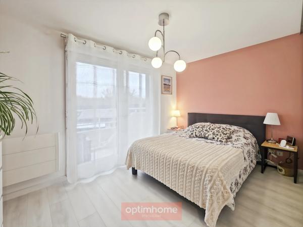 APPARTEMENT T3 63 m² BALCONS - CAVE - GARAGE - ASCENSEUR