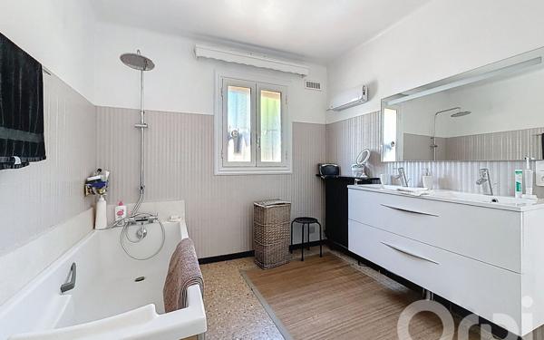 Maison à vendre    5 pièces •  Bompas